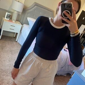 Skims Soft Lounge Ribbed Longe Sleeve Crop Top
